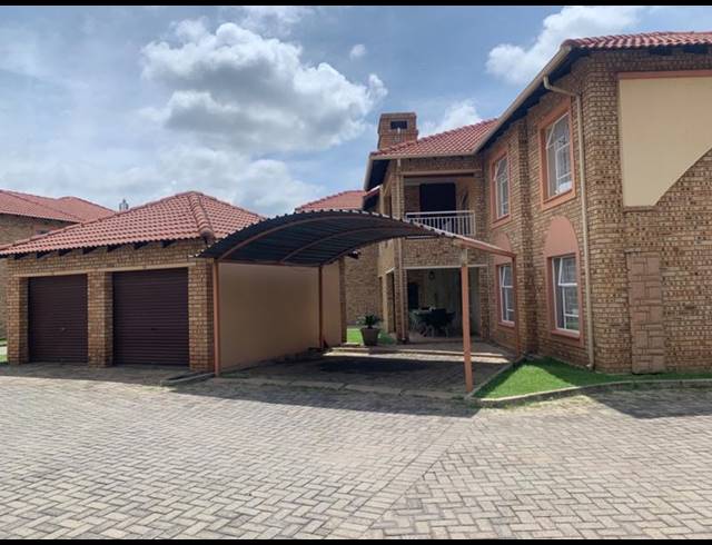 2 BEDROOM PROPERTY TO RENT IN VANDERBIJLPARK SE 2
